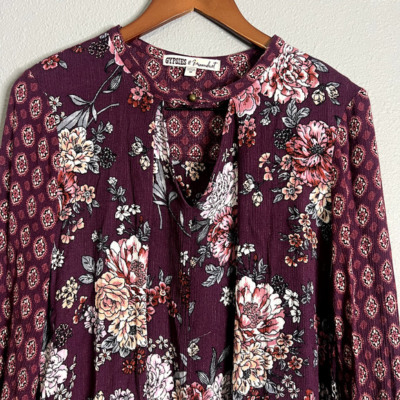 Gypsies & Moondust Womens Size M Floral Patchwork Mixed Media Keyhole Flowy BOHO - Picture 2 of 10